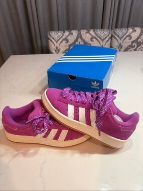 adidas Purple Suede Sneakers with White Stripes RIGHT 7.5 LEFT 7